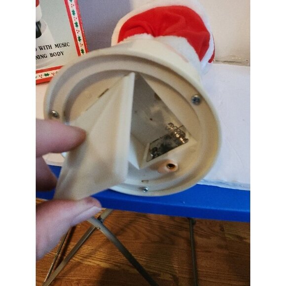 Vintage Battery Operated Happy Christmas Santa Claus Lighted Motion Musical 15" - Picture 8 of 9